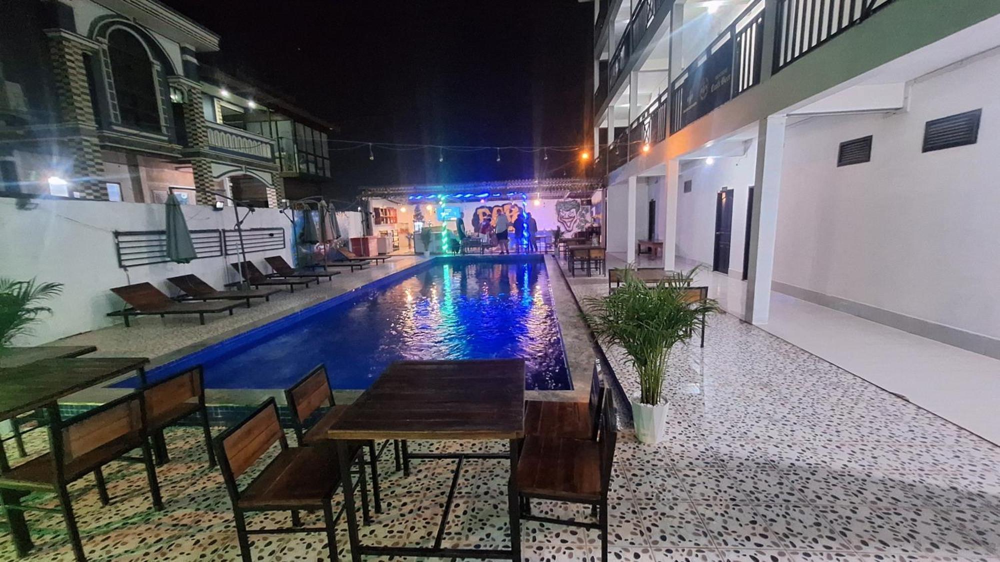 Vang Vieng Santara Backpackers Hostel Esterno foto